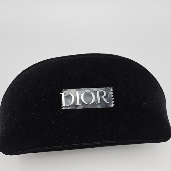 Brand new Dior black pouch from Dior Beauty - Picture 10 of 13